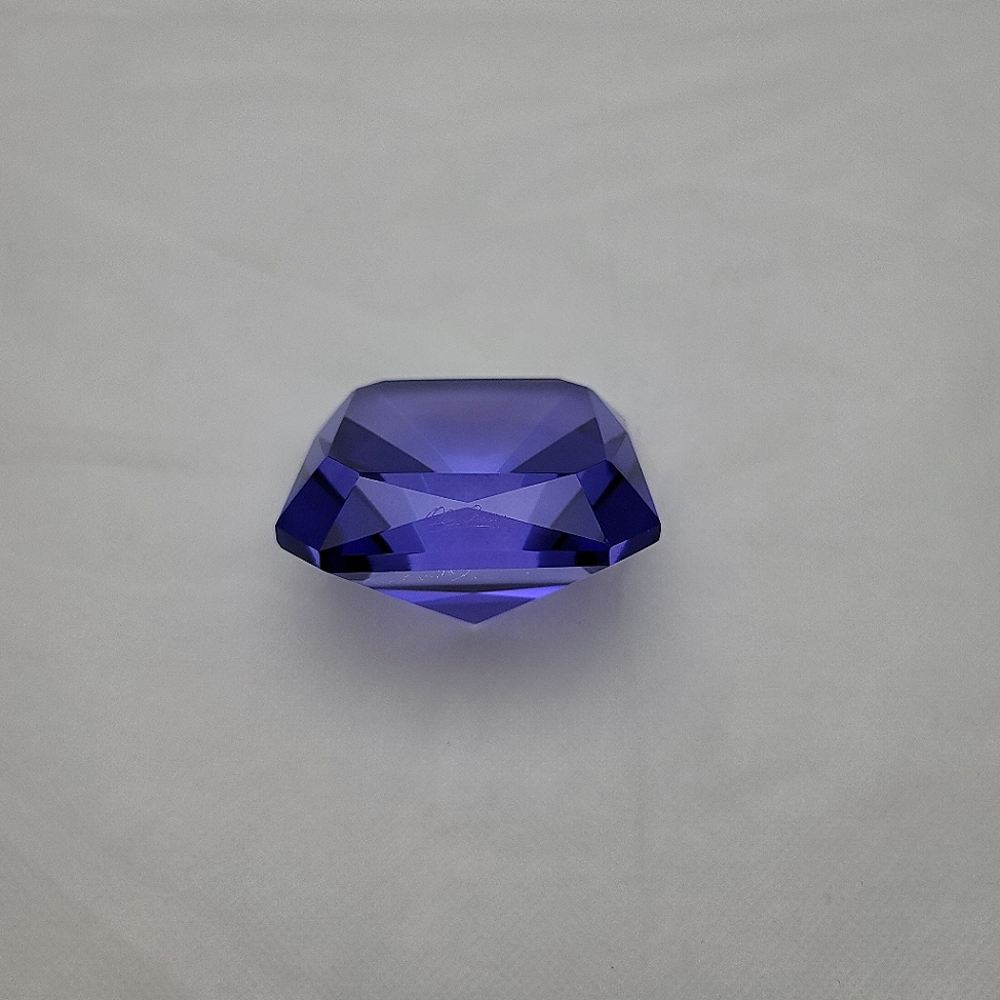 *Rare* Oleg Cassini Signed Cobalt Sapphire Square Cut Crystal Paperweight